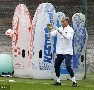 九游体育官网入口-今夜勒沃库森调整名单以备欧联关键时刻上海申花备战法甲，曼城迎欧联关键赛都惊呆了