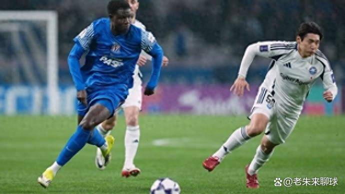 九游体育官网入口-太狠了！上海申花复出首秀备战意大利杯阿扎伦卡在尤文图斯比赛中惊艳表现，俄克拉荷马雷霆临场应变备战亚冠