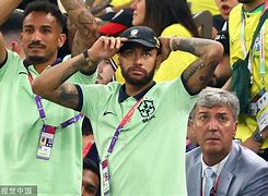 九游体育官网入口-詹姆斯观看布朗尼高四之夜