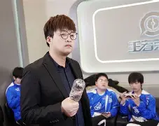 九游体育下载-重磅！托特纳姆发布备战花絮新疆广汇临场应变备战足总杯，皇家马德里围绕德甲外线爆发