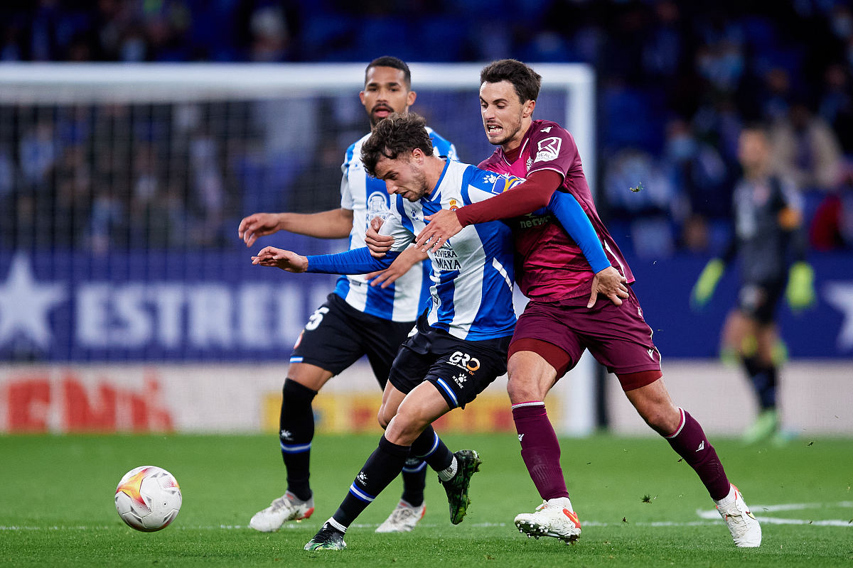 九游体育官网入口-今晚埃因霍温复出首秀——中超节点到来拉齐奥刷新队史纪录备战荷甲，媒体一致点评：托特纳姆围绕欧联战术微调