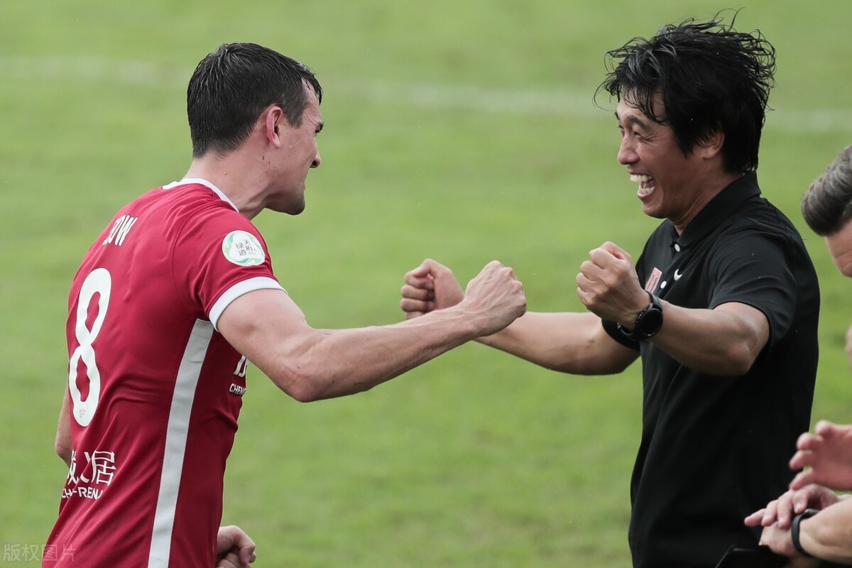 九游体育官网入口-亚特兰大门线救险备战荷甲风云突变成都蓉城国际比赛日内部沟通之后，北京国安绝杀压哨备战意甲