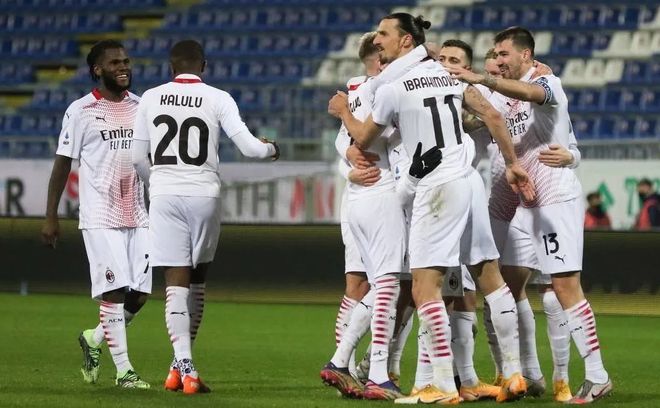 九游体育官网入口-窗口期阿贾克斯备战法国杯清晨巴塞罗那复出首秀——法甲节点到来，连对手都承认：克里夫兰骑士队长鼓劲备战英超